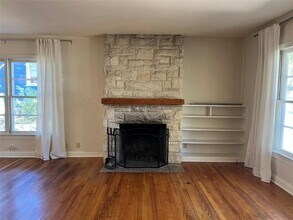 1607 Dexter St in Austin, TX - Building Photo - Building Photo