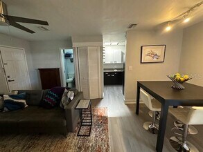 1802 Lucerne Ter in Orlando, FL - Building Photo - Building Photo