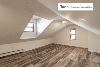 Private bedroom in 5 bed/2 bath Home in Boston, MA - Building Photo - Building Photo