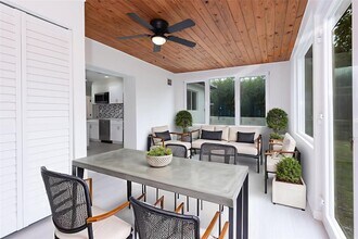 713 SW 4th Ct in Hallandale Beach, FL - Foto de edificio - Building Photo