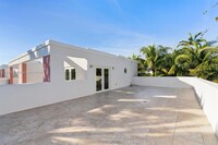 1005 8th St, Unit ph-4 in Miami Beach, FL - Building Photo - Building Photo