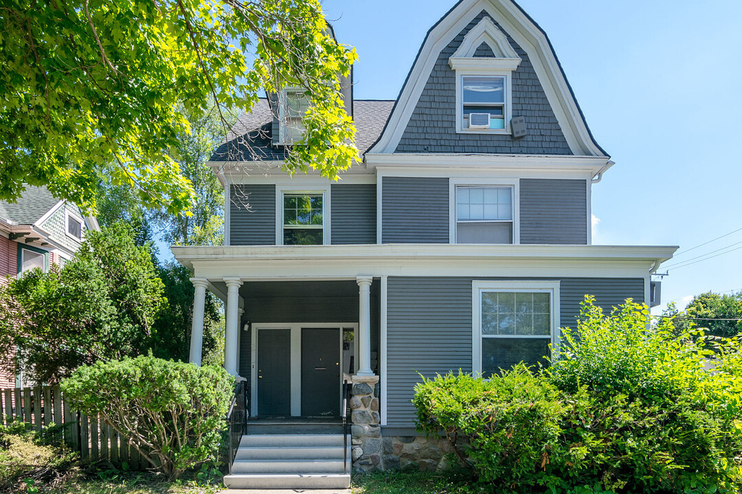 200 N Ingalls St in Ann Arbor, MI - Foto de edificio