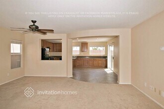 553 Port Talbot Ave in Las Vegas, NV - Building Photo - Building Photo