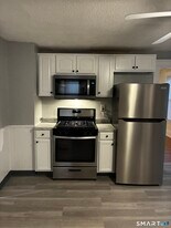 322 Bassett St in New Haven, CT - Building Photo