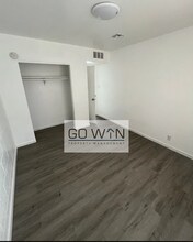 2619 E Portland St-Unit -Unit B in Phoenix, AZ - Building Photo - Building Photo