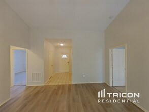 2601 Country Creek Ln in Fort Worth, TX - Building Photo - Building Photo