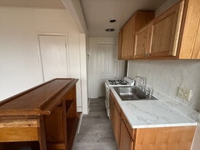 406 W Washington Ave in Jackson, MI - Building Photo - Building Photo