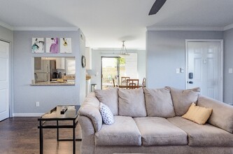 Sunscape Villas in Scottsdale, AZ - Foto de edificio - Building Photo