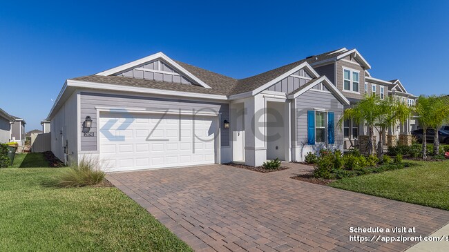 2898 Armstrong Ave in Clermont, FL - Building Photo - Building Photo