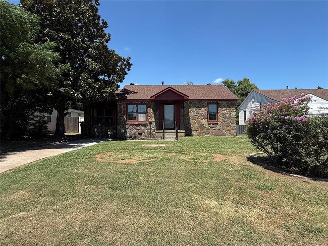 203 W Dale St in Norman, OK - Building Photo - Building Photo