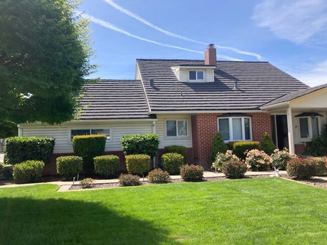 1599 San Gabriel Way in San Jose, CA - Building Photo - Building Photo