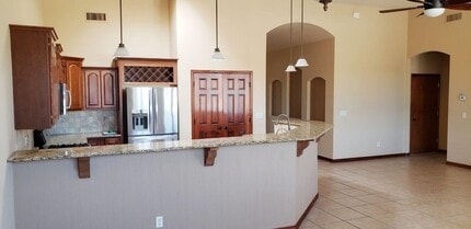 1910 San Fernando Dr in Las Cruces, NM - Building Photo - Building Photo