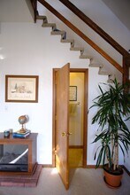 1751 N Cambridge Ave, Unit 4 in Milwaukee, WI - Building Photo - Building Photo