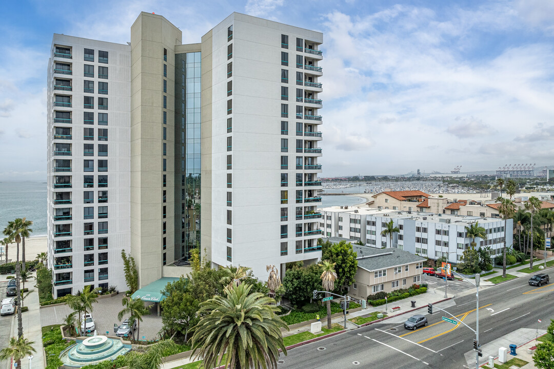 The Ocean Club in Long Beach, CA - Building Photo