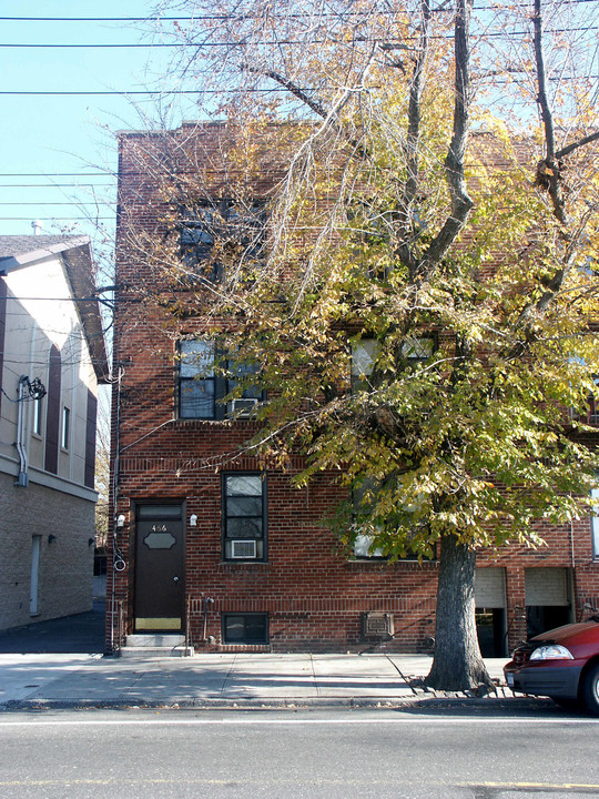 450 City Island Ave in Bronx, NY - Foto de edificio