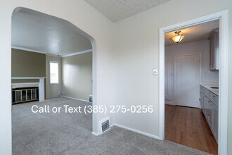 449 E 3400 S, Unit Top Floor in South Salt Lake, UT - Foto de edificio - Building Photo