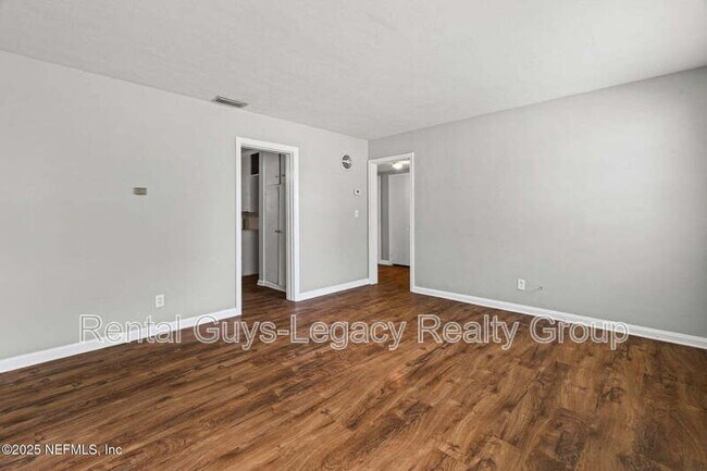 3827 Colebrooke Dr in Jacksonville, FL - Building Photo - Building Photo