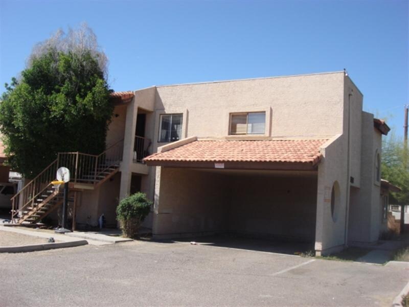 The Apartments At 13th Place in Phoenix, AZ - Building Photo