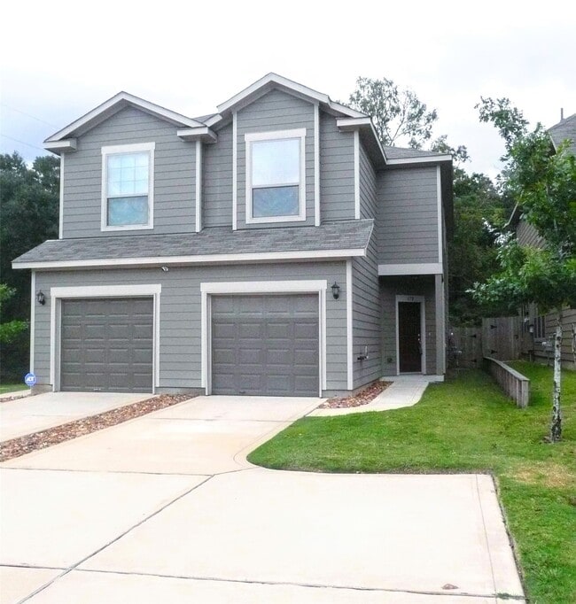 32 Woodland Hills Dr