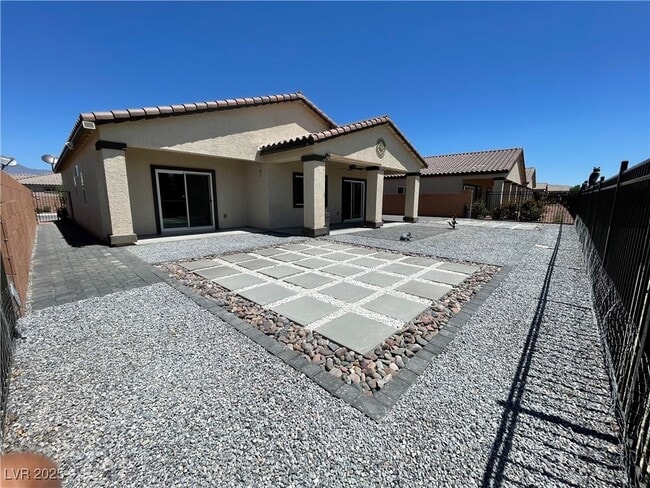 5341 E La Campana Dr in Pahrump, NV - Building Photo - Building Photo