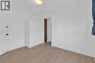 759 Pierre Ave in Windsor, ON - Building Photo - Building Photo