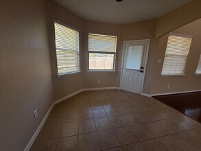 7507 Crescent Lake Ct in Rosenberg, TX - Building Photo - Building Photo