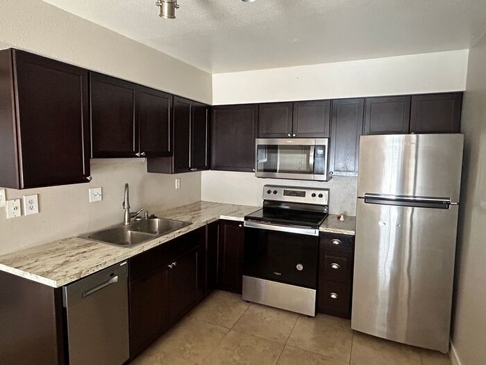 859 S Ext Rd in Mesa, AZ - Building Photo