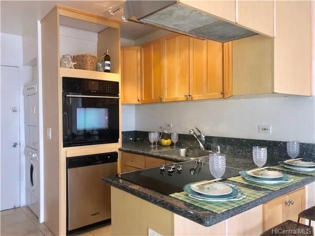 222 Ka?iulani Ave-Unit -405 in Honolulu, HI - Building Photo - Building Photo