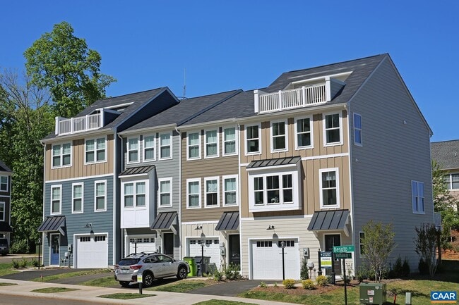 2018 Desoto Dr in Charlottesville, VA - Building Photo - Building Photo
