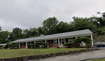 2806 Forest Hill Ave NW, Unit 2808 in Roanoke, VA - Building Photo
