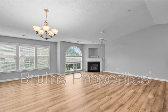 property at 6113 Hedgecock Cir