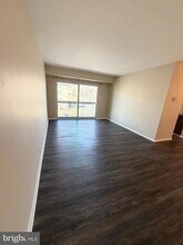 1 Summit Hill Ct, Unit C1 in Baltimore, MD - Building Photo - Building Photo