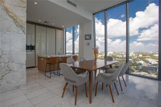2821 S Bayshore Dr in Miami, FL - Building Photo - Building Photo