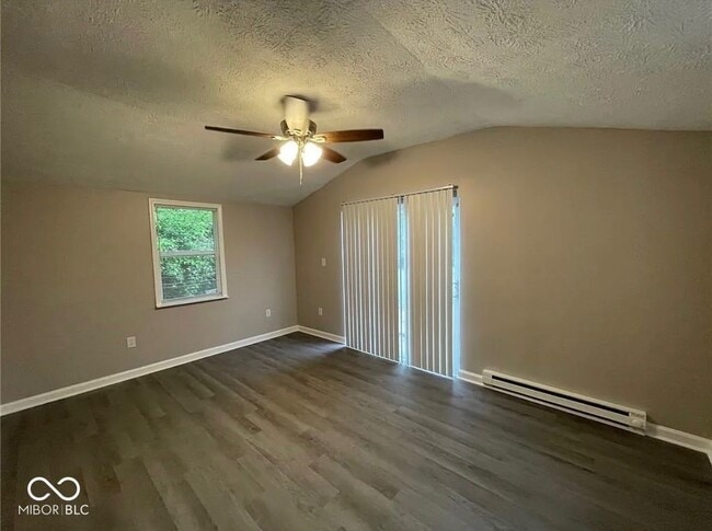 2926 Eagledale Dr in Indianapolis, IN - Building Photo - Building Photo