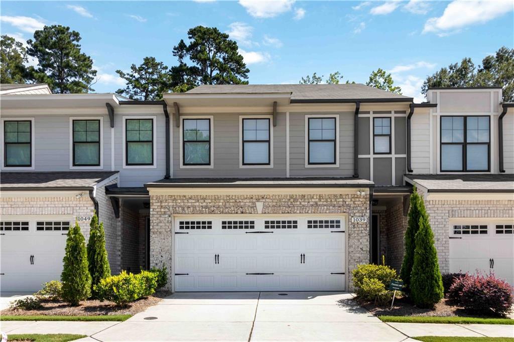 1039 Collections Dr in Lawrenceville, GA - Building Photo