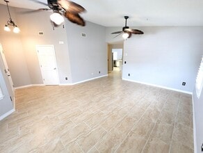 9475 Pine Lily Ct in Navarre, FL - Building Photo - Building Photo