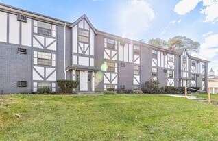 Winter Haven Apartments in Toledo, OH - Building Photo