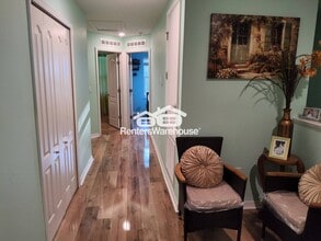 10569 Madrone Cove Ct in Jacksonville, FL - Foto de edificio - Building Photo