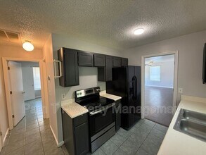 105 Laurelwood Dr in Savannah, GA - Building Photo - Building Photo