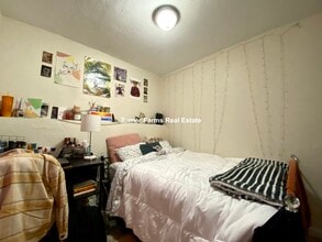 1430 Tremont St, Unit B in Boston, MA - Building Photo - Building Photo