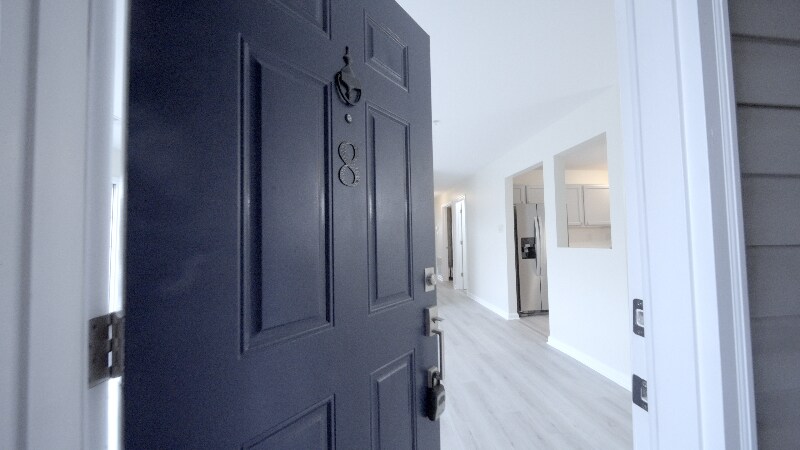 136 Brookland Ct in Winchester, VA - Building Photo