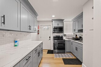 613 Harvard St NW in Washington, DC - Building Photo - Building Photo