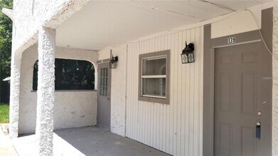 137 S Stone St in DeLand, FL - Building Photo - Building Photo