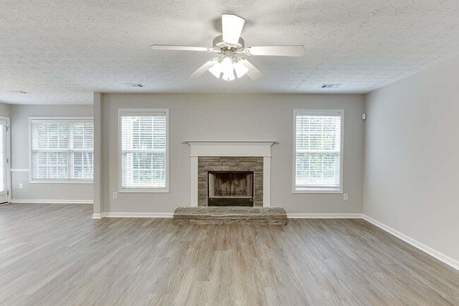 4439 Woodgate Hill Trail in Snellville, GA - Building Photo - Building Photo