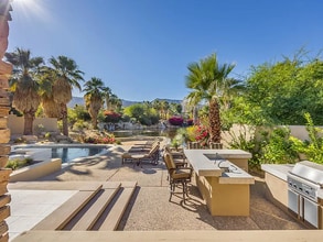 1126 Lake Vista in Palm Desert, CA - Building Photo - Building Photo