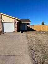 8303 S Camay Ave in Oklahoma City, OK - Building Photo