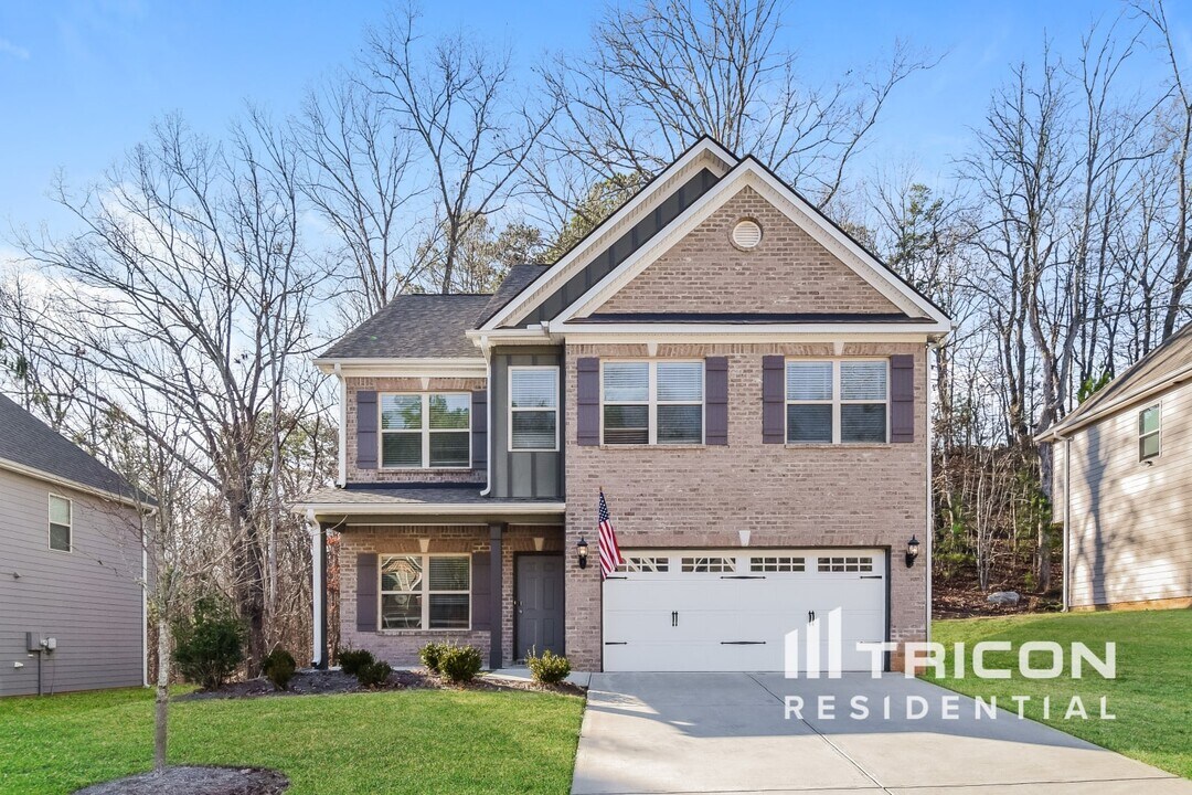 315 Dublin Way in Dallas, GA - Building Photo