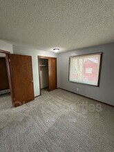 46 Bradford St in Seward, NE - Building Photo - Building Photo