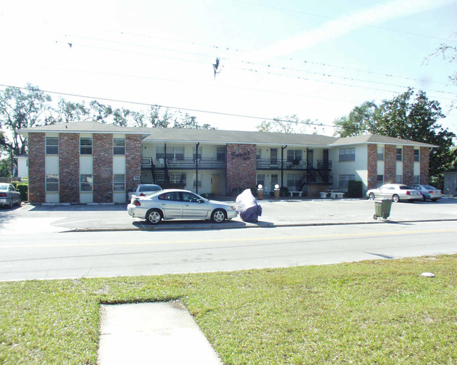 Sunset Apartments in Winter Haven, FL - Building Photo - Building Photo