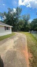 123 Greenberry Cir in Valley, AL - Building Photo - Building Photo